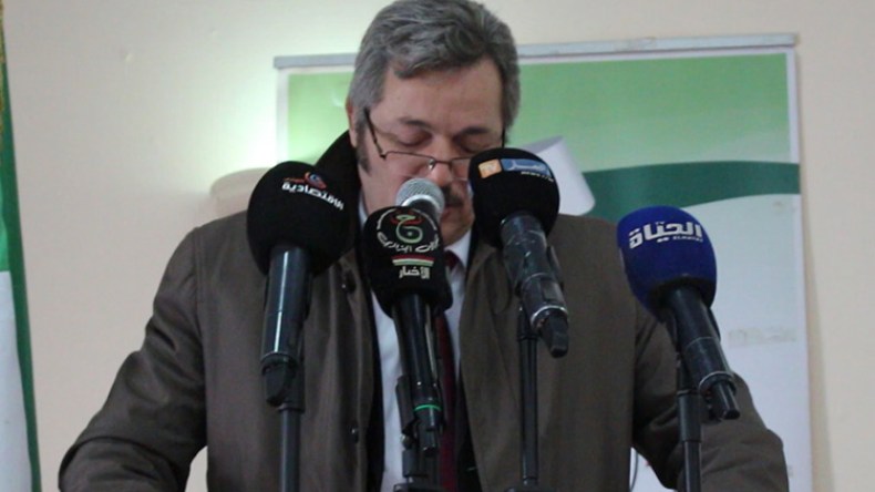 حمادي: لم أمنح مزايا لأحد… ونشاطي النضالي موثق