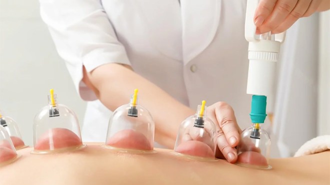 “الفورام” تحذر من فوضى الحجامة