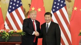 ترمب يُرجّح عقد اتفاقية تجارية مع الصين