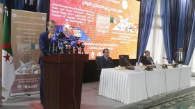 رزيق: التكفل العاجل بكافة انشغالات المصدّرين