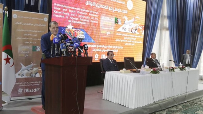 رزيق: التكفل العاجل بكافة انشغالات المصدّرين
