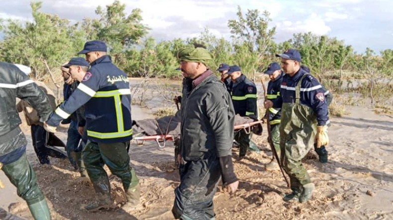 7 وفيات وإنقاذ 282 شخص خلال التقلبات الجوية