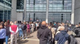 نجاح معرض جزائري يُحدث أزمة في فرنسا