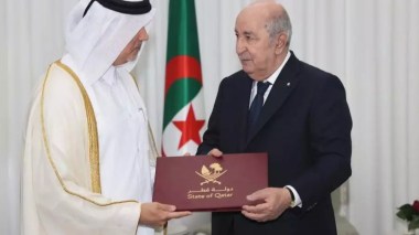 Le président de la République reçoit une invitation de l’Emir du Qatar