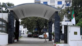 لا تأجيل للعطل السنوية للموظفين لأكثر من سنتين