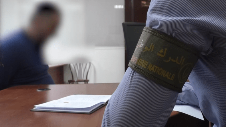 الدرك يطيح بشبكة مخدرات بالعاصمة ويحجز أزيد من 3 كلغ من الكوكايين (فيديو)