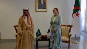 بختة منصوري تستقبل سفراء دول شقيقة