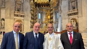 بلمهدي يشارك في قداس تنصيب البابا ليون الرابع عشر