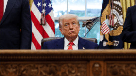 قاضية تقف في وجه ترامب وتمنعه من تنفيذ هذا القرار!