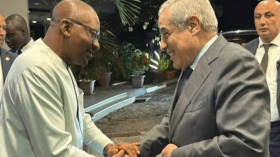 العرباوي يُجري محادثات مع نائب الرئيس السيراليوني