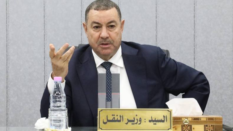 وزير النقل: بعث ميناء العاصمة واستلام 12 قطارًا جديدًا
