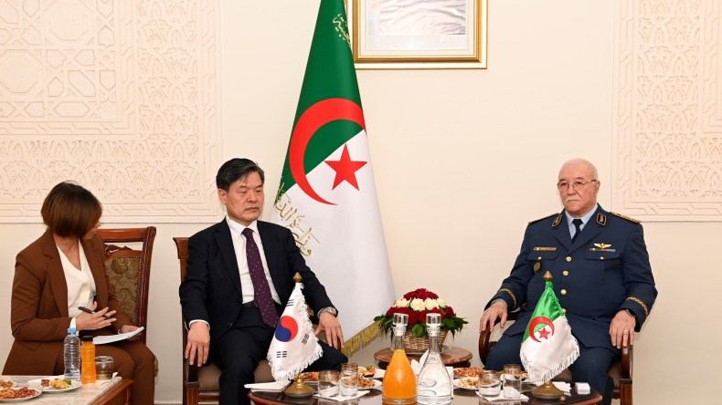 مباحثات جزائرية-كورية حول التعاون العسكري