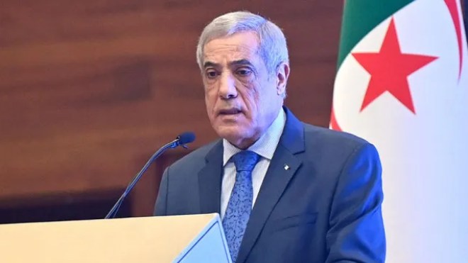 الوزير الأول نذير العرباوي يشرف على احتفالية اليوم العالمي لحرية الصحافة
