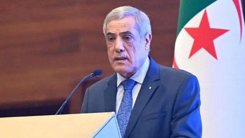 الوزير الأول نذير العرباوي يشرف على احتفالية اليوم العالمي لحرية الصحافة