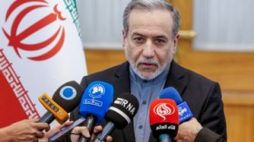 وزير الخارجية الإيراني يدعو الدول الإسلامية إلى “تحرّك جماعي”