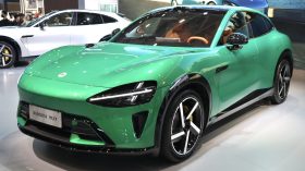 300 ألف طلب شراء على سيارة شاومي الجديدة في ساعة واحدة