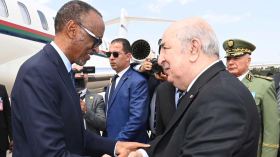 رئيس الجمهورية يؤكد تمسك الجزائر ورواندا بالحلول السلمية للنزاعات