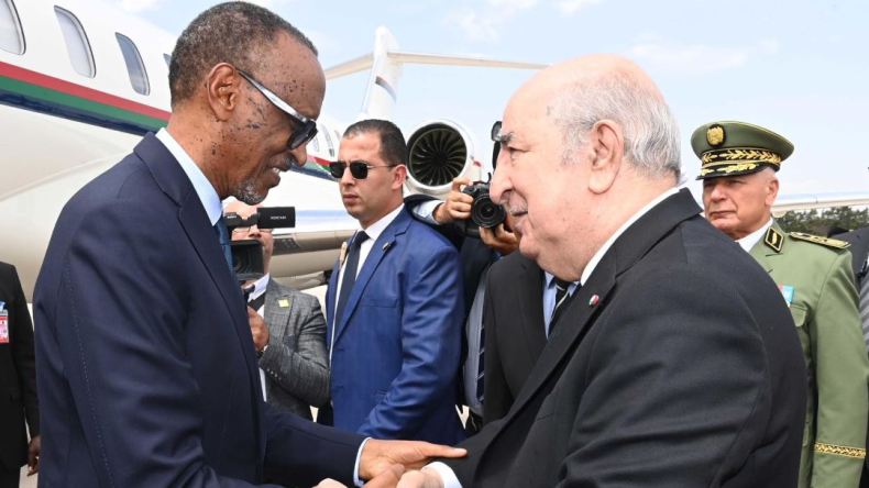 رئيس الجمهورية يؤكد تمسك الجزائر ورواندا بالحلول السلمية للنزاعات