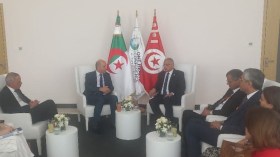 الجزائر وتونس تتفقان على تعزيز التعاون الصحي