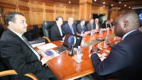 مؤسسة التمويل الإفريقية تبدي اهتمامها بدعم مشاريع الجزائر الطاقوية والمنجمية