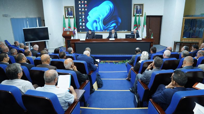 تكوين وطني شامل للأساتذة في الأطوار التعليمية الثلاثة