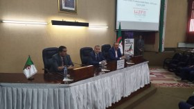 رزيق يدعو إلى تضافر الجهود لإنجاح معرض التجارة البينية الإفريقية