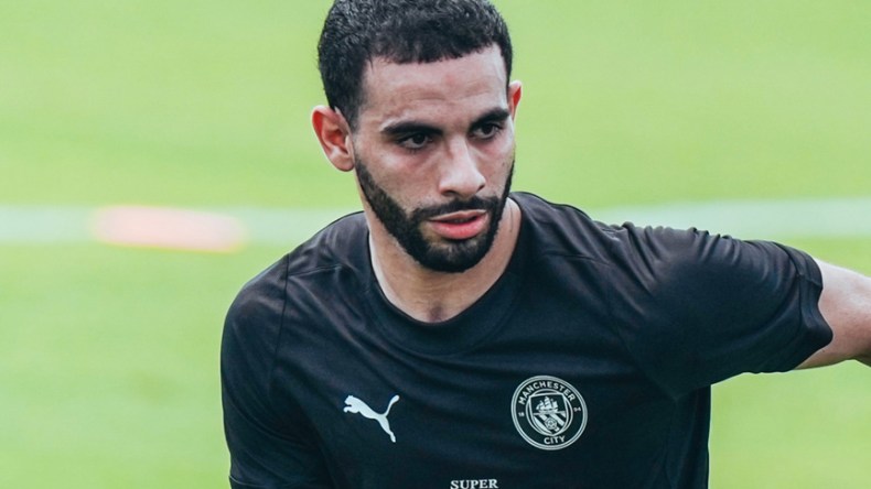 حارس مانشستر سيتي السابق يشيد بإمكانيات آيت نوري