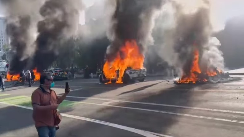 لوس أنجلوس تشتعل وقوات المارينز تنتشر.. هل هي بوادر حرب أهلية؟