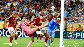 كأس العالم للأندية.. الأهلي المصري يتعادل مع رفقاء ميسي ويخسر خدمات هذا اللاعب