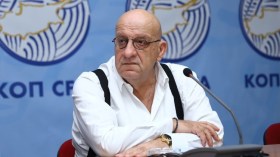 الفساد يُطيح بِرئيس اتحاد الكرة القبرصي