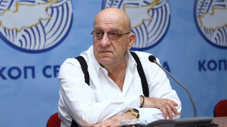 الفساد يُطيح بِرئيس اتحاد الكرة القبرصي