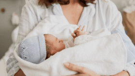 131 ألف امرأة استفادت من تعويض عطلة الأمومة في 2024