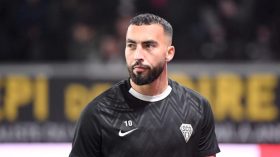 فريق إنجليزي يرصد أكثر من 14 مليون أورو لِانتداب عبدلي