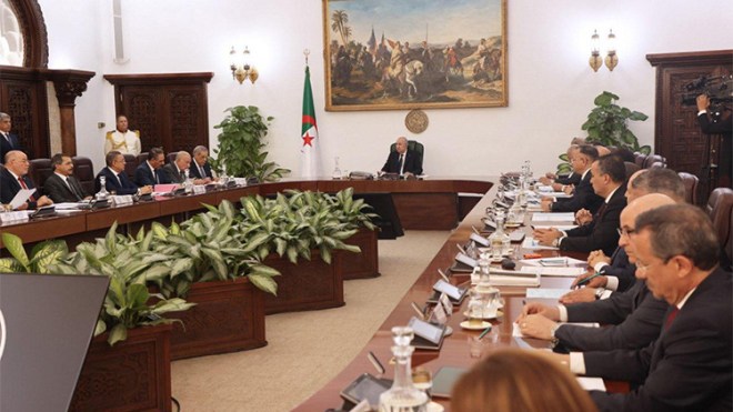 ممثلو الجالية الجزائرية بالخارج يثمنون مخرجات مجلس الوزراء