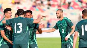 8 لاعبين جزائريين جدد في مواجهة السويد