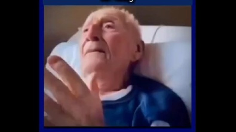 هذا ما أوصى به مسن فرنسي على فراش الموت بعد إسلامه