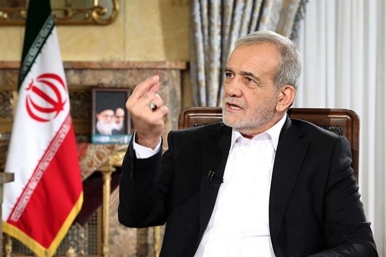 Israël regrettera “son acte insensé”, promet le président iranien