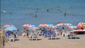 أطفال تبتلعهم الشواطئ في “رمشة عين” !