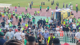 آخر حصيلة لحادث سقوط أنصار مولودية الجزائر من المدرجات