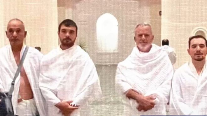 بعد رحلة استمرت 8 أشهر.. مشاهد مؤثرة لوصول الحجاج الإسبان إلى مكة