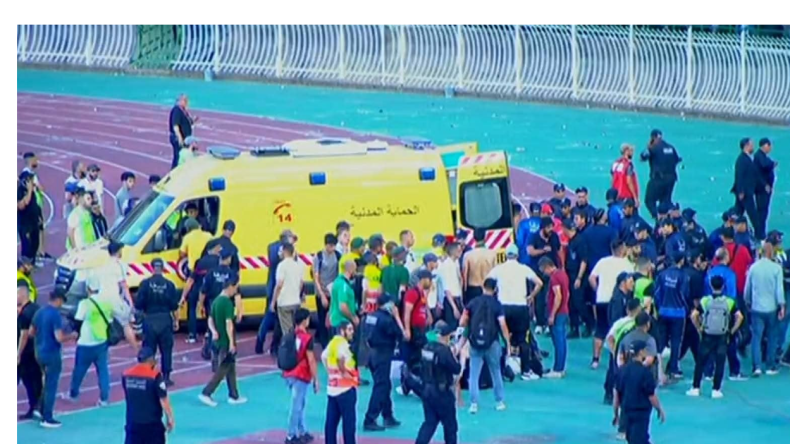 حادث سقوط أنصار “المولودية”.. فتح تحقيق لتحديد المسؤوليات ومحاسبة المتورطين