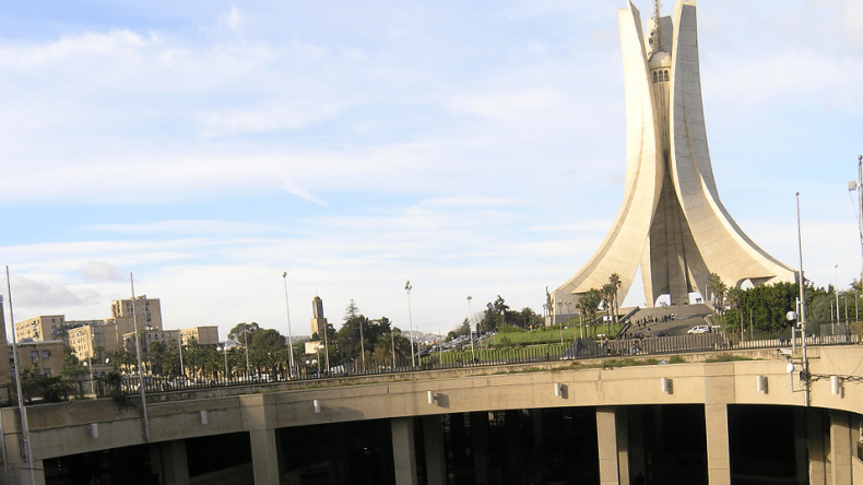 حلّ ديوان “رياض الفتح” وتحويل أملاكه ومستخدميه إلى ولاية الجزائر