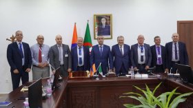 الجزائر توفد مجموعة خبراء في مجال الكهرباء إلى سوريا