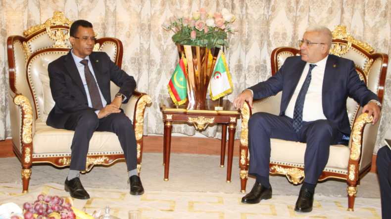 موريتانيا تنوه بالثقة المتبادلة التي تطبع علاقاتها مع الجزائر