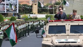 بالفيديو.. الرئيس تبون يترأس حفل تخرج دفعات الأكاديمية العسكرية بشرشال