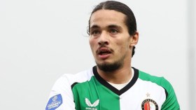 “طريقة عمل فان بيرسي معي ساعدتني على التطور”