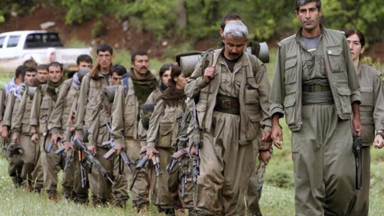 بعد قتال ضد تركيا دام 40 عاما…مقاتلو “بي كا كا” يشرعون في تسليم أسلحتهم