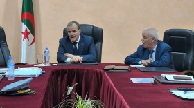 الصناعة الصيدلانية ودعم الاقتصاد.. هذا ما أكده رزيق في لقائه مع بعض المنتجين