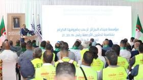 سعيود يُدشّن ثلاث أرصفة جديدة في ميناء الجزائر