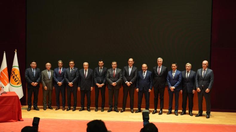 محروقات: توقيع 5 عقود كبرى بقيمة تفوق 600 مليون دولار أمريكي